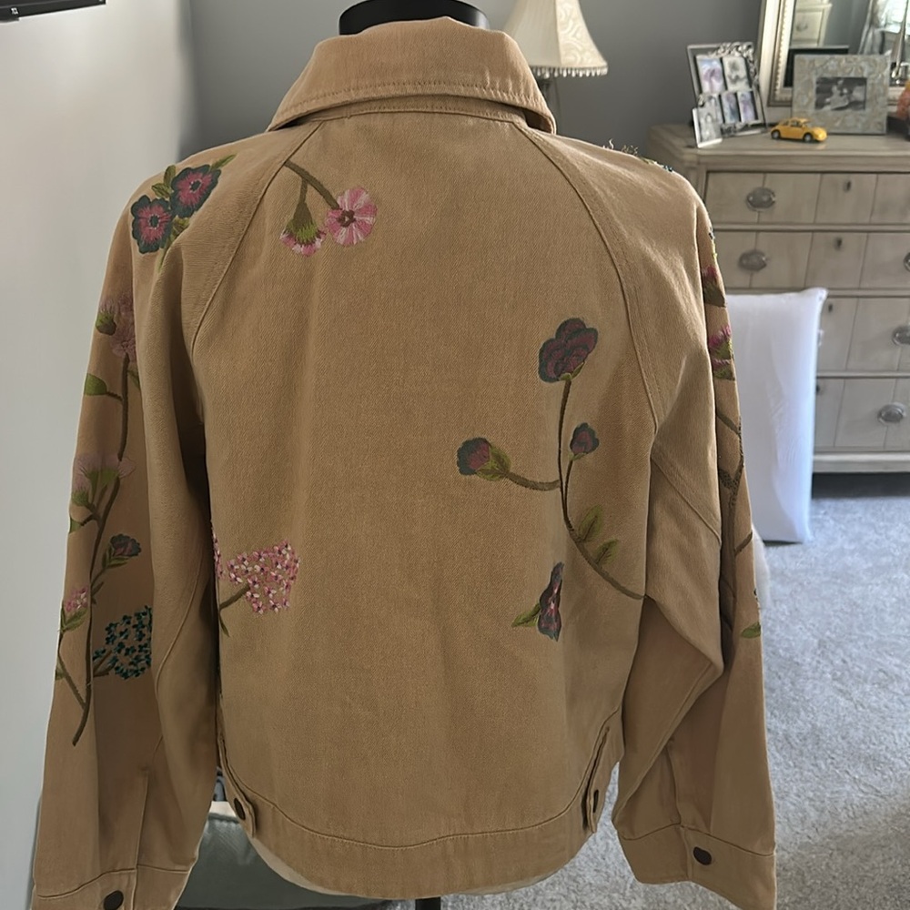 Anthropologie Beige Jean Jacket with Floral Details - Picture 11 of 12